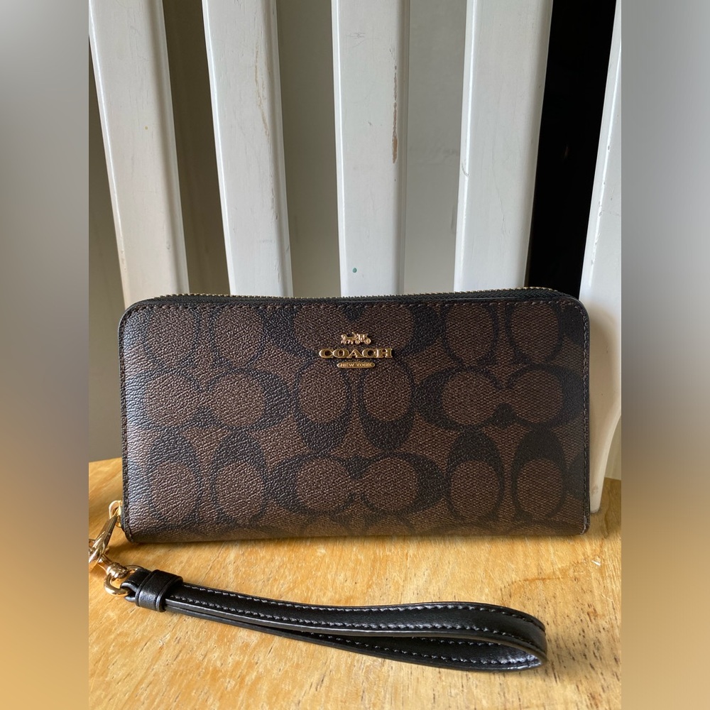 Brand new coach wallet